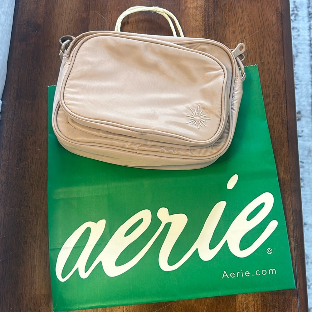 Offline by Aerie Makin’ Moves Crossbody